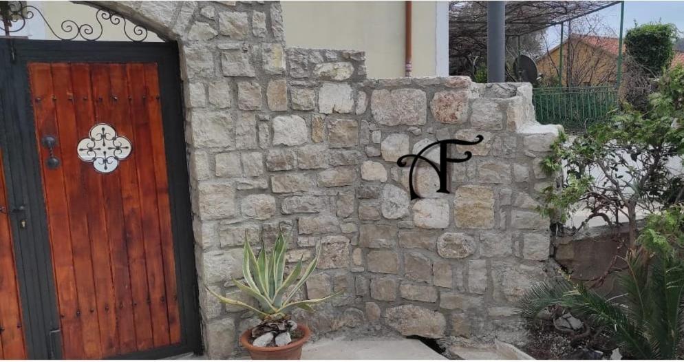 Stone House In Buljarica Vila Petrovac Exterior foto