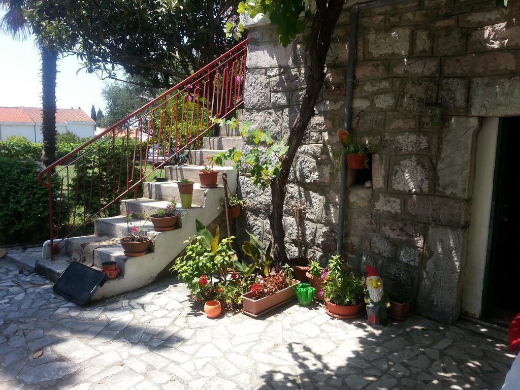 Stone House In Buljarica Vila Petrovac Quarto foto