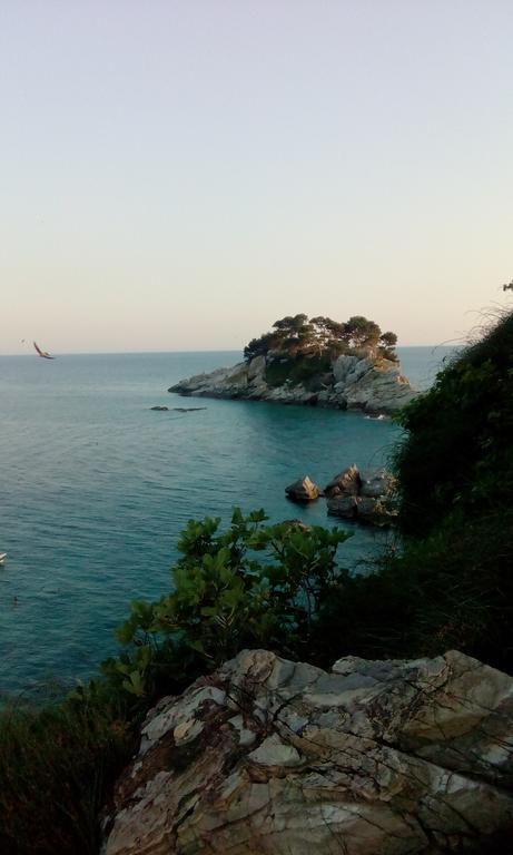 Stone House In Buljarica Vila Petrovac Exterior foto