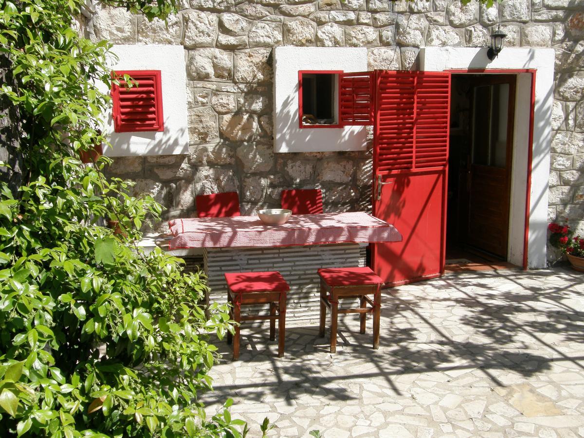 Stone House In Buljarica Vila Petrovac Exterior foto